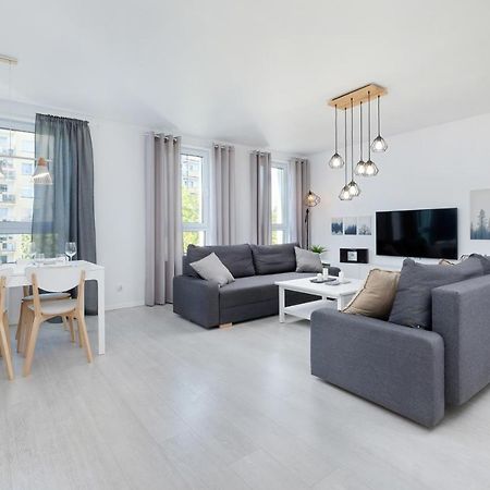 Apartamenty Platany Z Parkingiem By Noclegi Renters Kołobrzeg Exteriör bild
