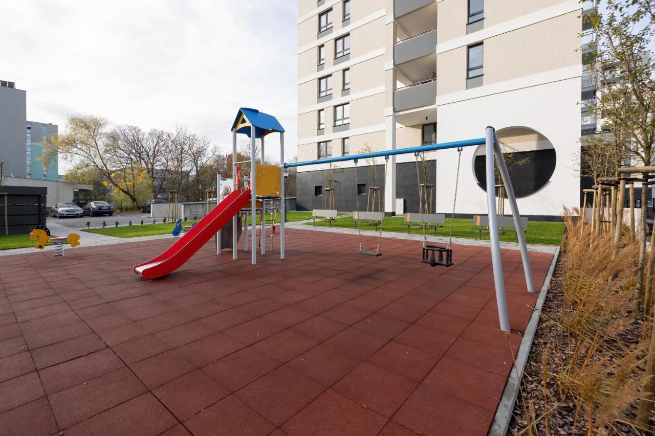 Apartamenty Platany Z Parkingiem By Noclegi Renters Kołobrzeg Exteriör bild