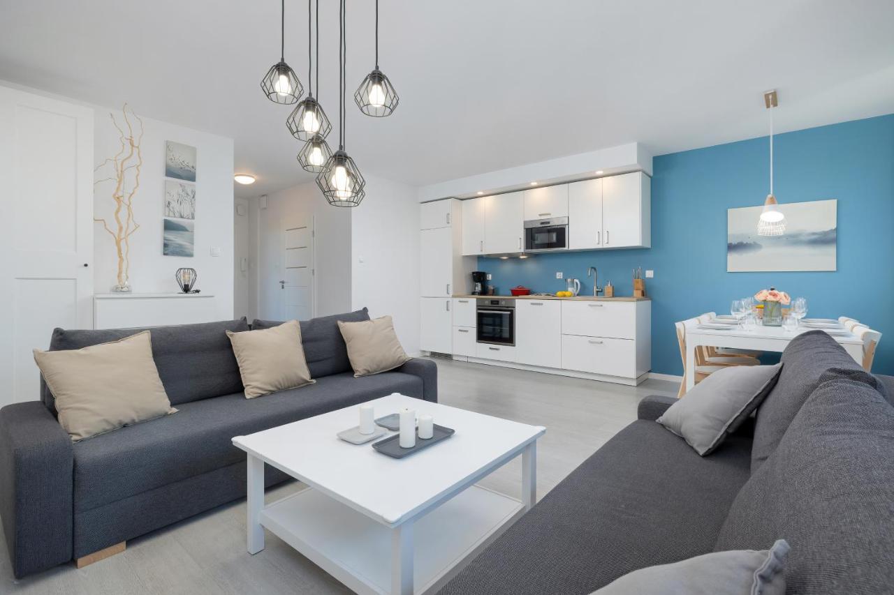Apartamenty Platany Z Parkingiem By Noclegi Renters Kołobrzeg Exteriör bild